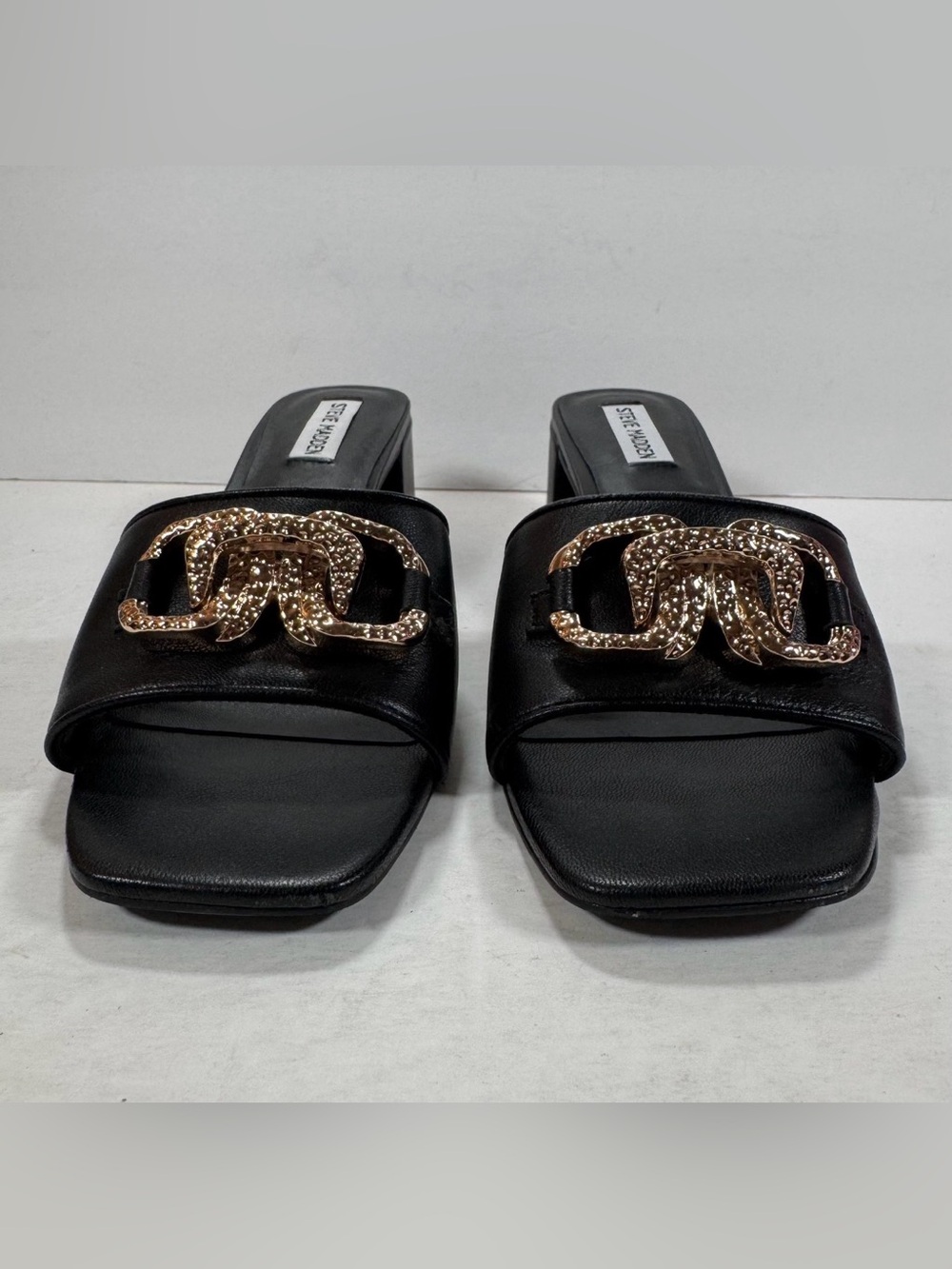 Steve Madden Santana Black Leather Gold Hardware Slide Sandals Women Size 10M - Picture 3 of 11